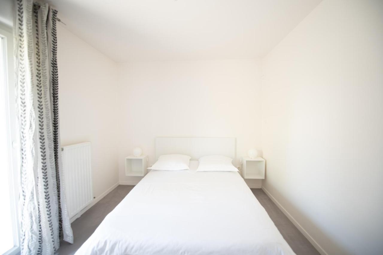 Appartements de 2 ou 3 chambres à 40 minutes de Paris Courcouronnes Exterior foto